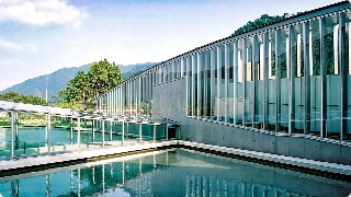 写真：新居 千秋氏設計の建物