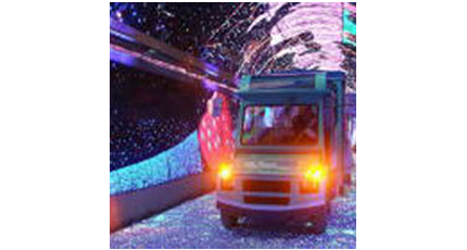 写真：トンネル内を走るとことこトレイン