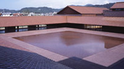 写真：グラントワ